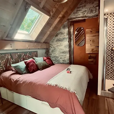 Frühstückspension La D'hotes Laoalamontagne 3*